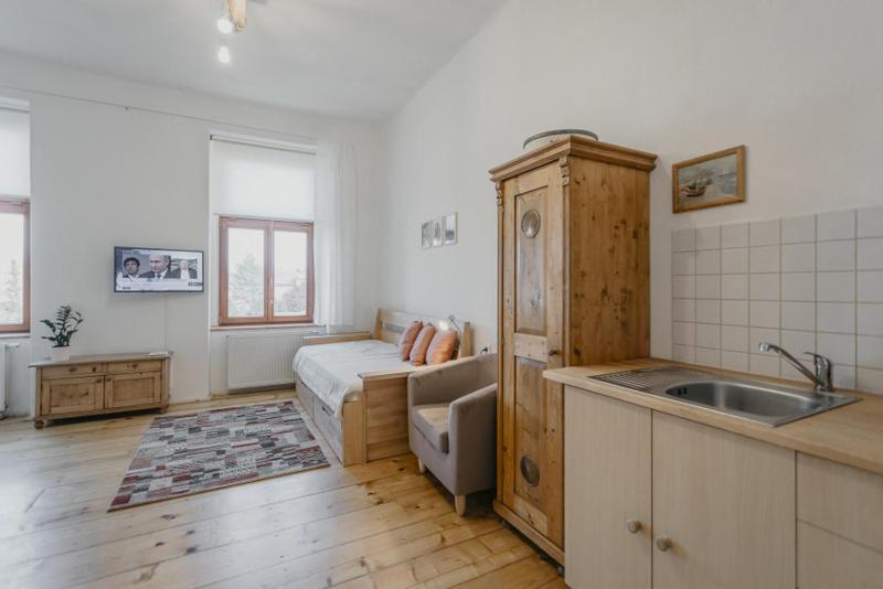 Apartman 3, Suvorovova 158 Cesky Brod Exterior photo